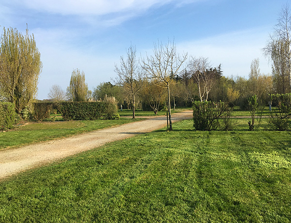 terrain-camping-sarzeau-tente-caravane-camping-car