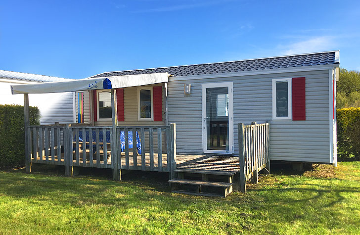 Mobil-home-avec-terrasse-couverte-sarzeau