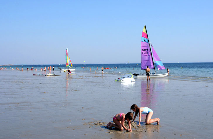 activites-nautiques-plage-de-landrezac