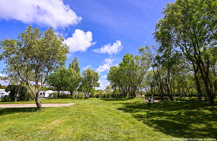 emplacements-tente-caravane-camping-les-mouettes-sarzeau